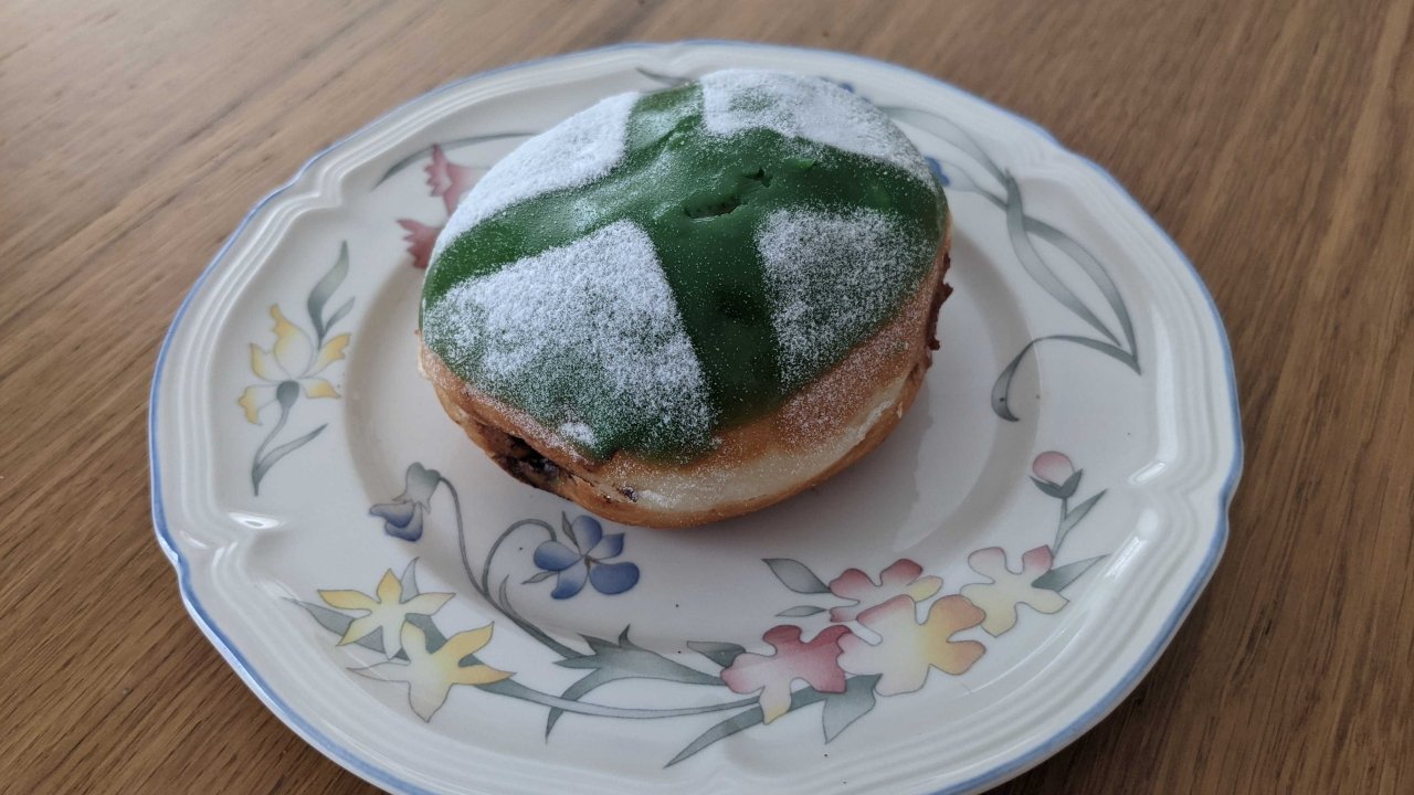 Xbox doughtnut krispy kreme review