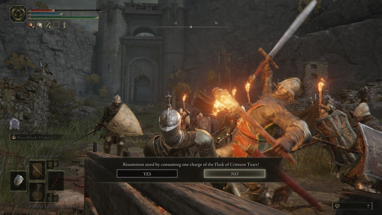 Elden Ring\'s biggest criticisms healing flask a picture of the player being attacked by a group of guards with a prompt to spend a flask to resummon torrent