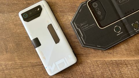 Critique du Asus ROG Phone 7 Ultimate : Une bête avec quelques défauts- img