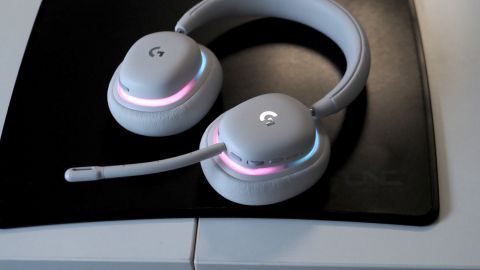 Critique du Logitech G735 : "Un superbe casque aux multiples fonctionnalités et au prix élevé".- img