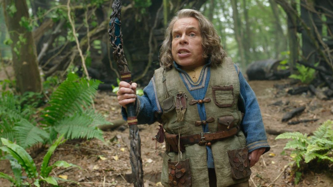 Warwick Davis, de Willow, interpelle Disney sur le retrait de la série de la diffusion en streaming - img
